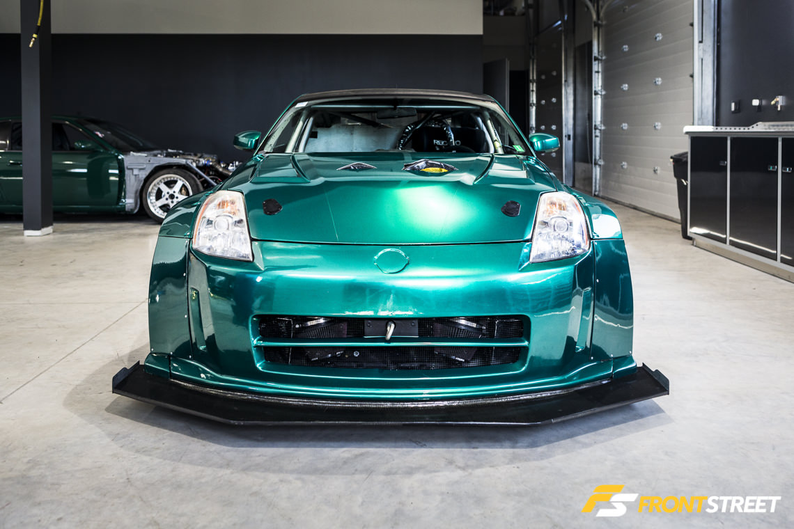 2003 Nissan 350Z by Sasha Anis