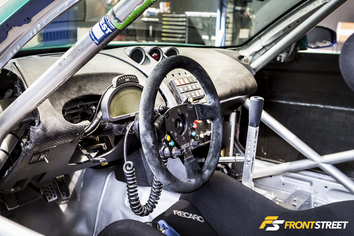 2003 Nissan 350Z by Sasha Anis