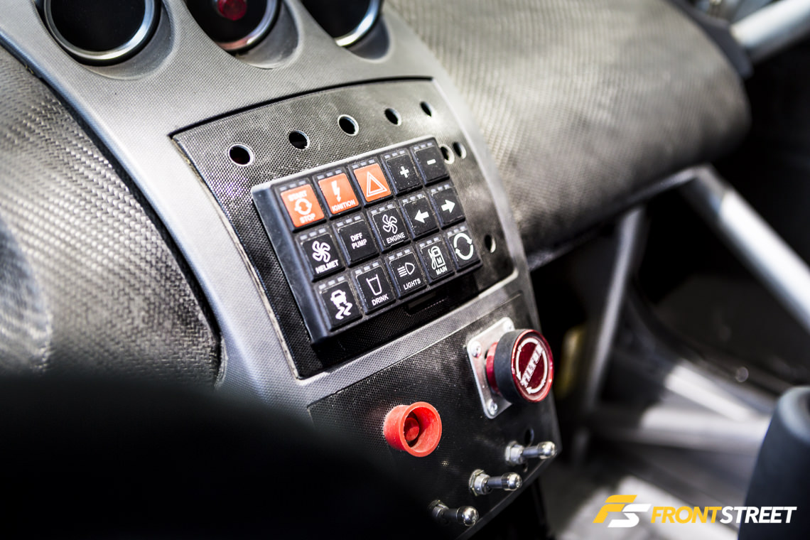 2003 Nissan 350Z by Sasha Anis