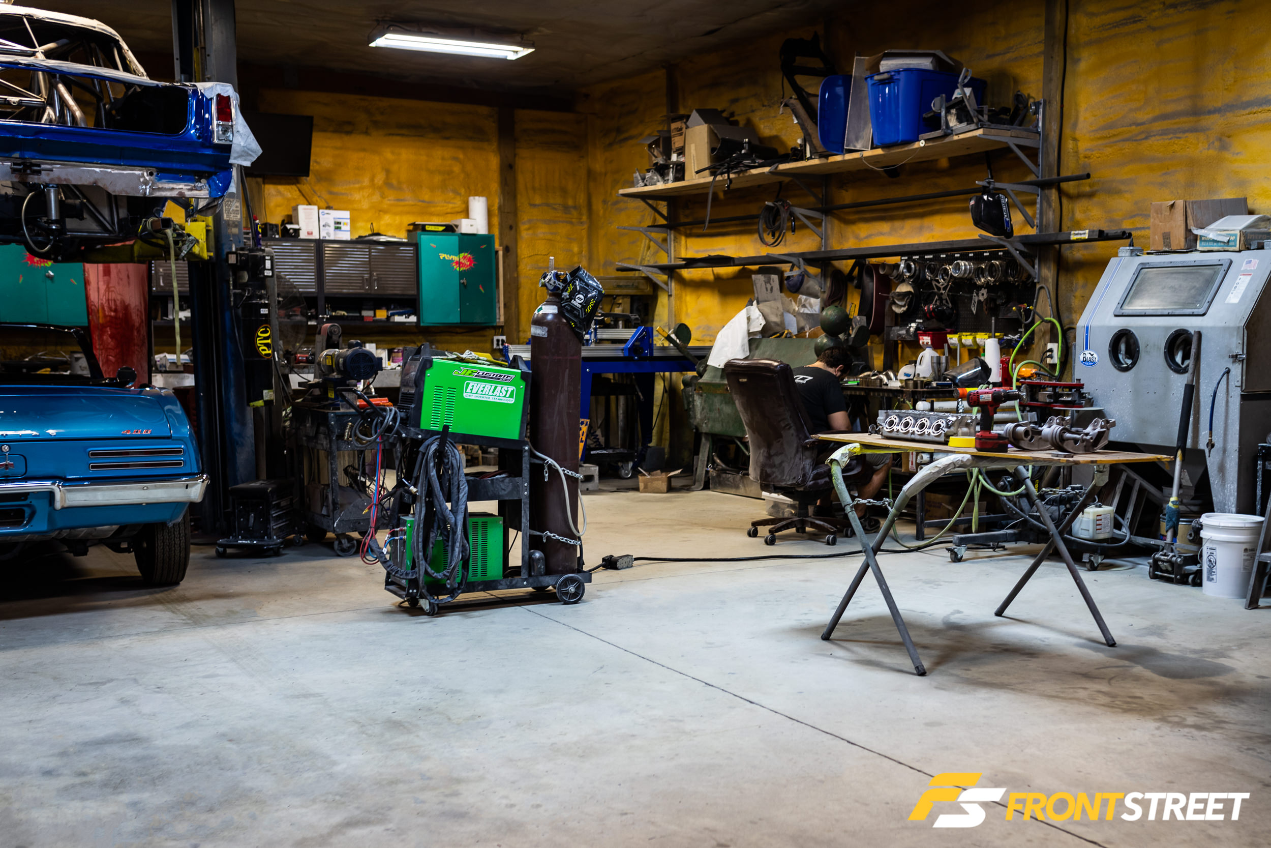 1989 Ford Mustang by JE Customs