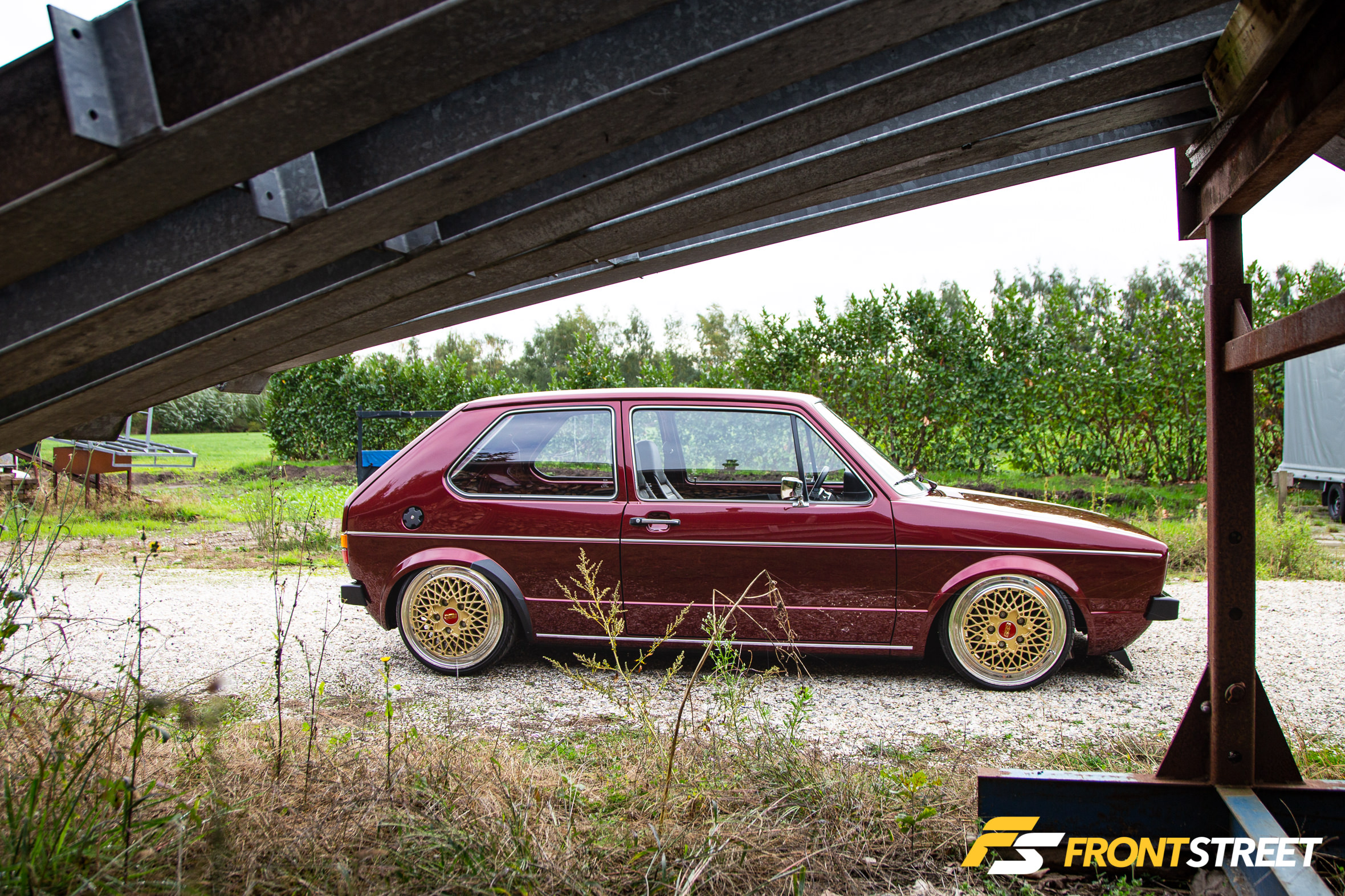 Stanced Volkswagen Golf GTI Mk1