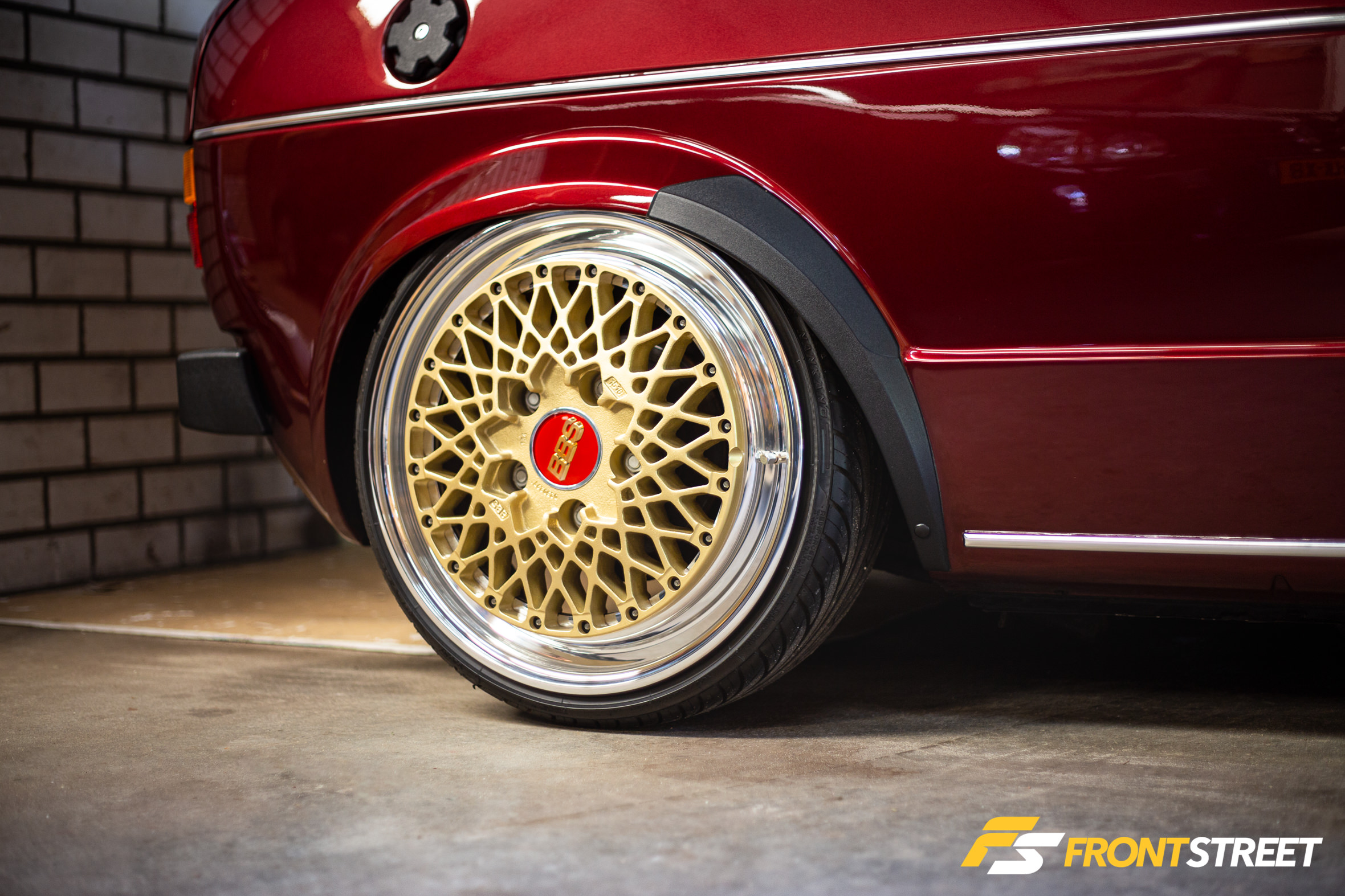 Stanced Volkswagen Golf GTI Mk1