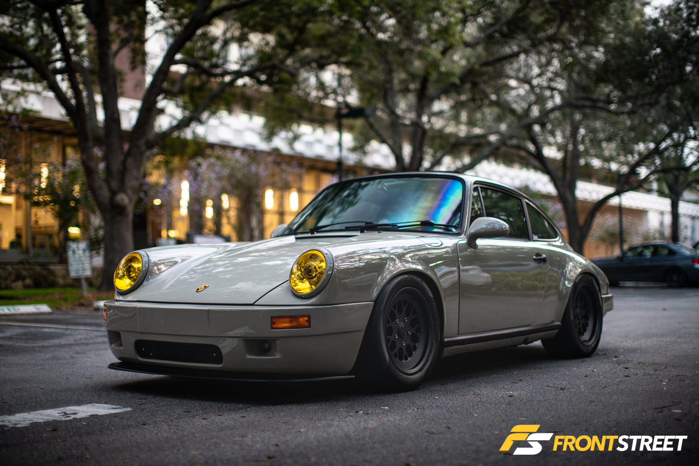 1985 Porsche 911 by Alex Aguiar