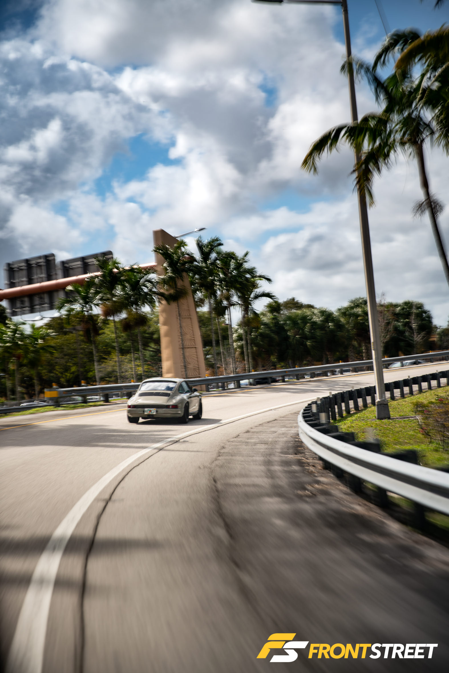 1985 Porsche 911 by Alex Aguiar