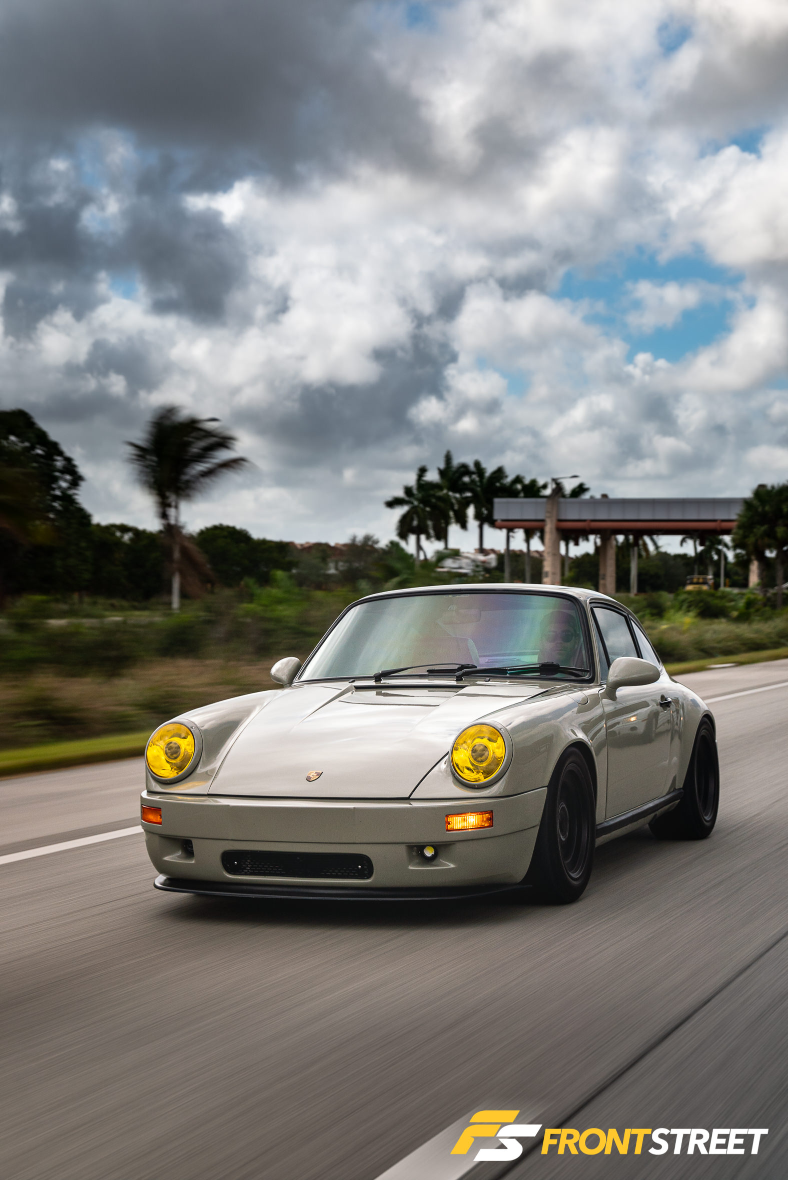 1985 Porsche 911 by Alex Aguiar
