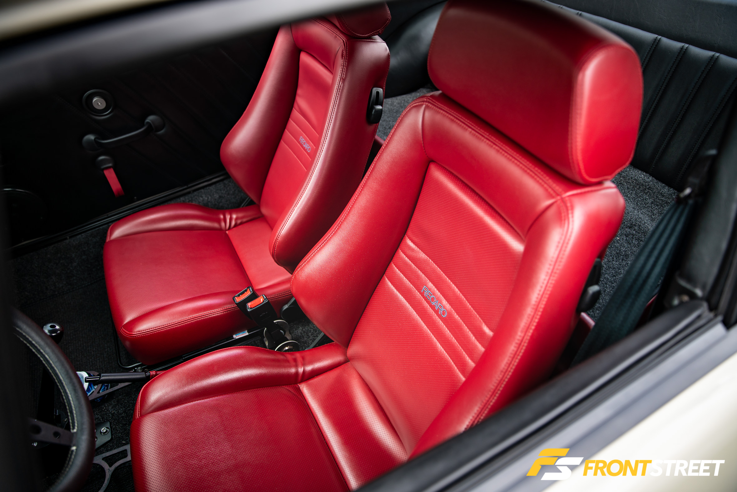 1985 Porsche 911 by Alex Aguiar