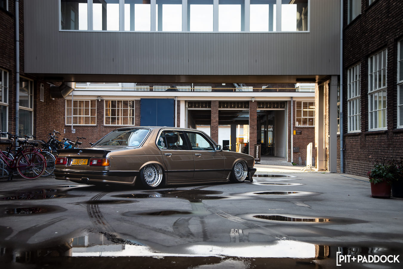 1982 BMW 735i by Denis Goleszny