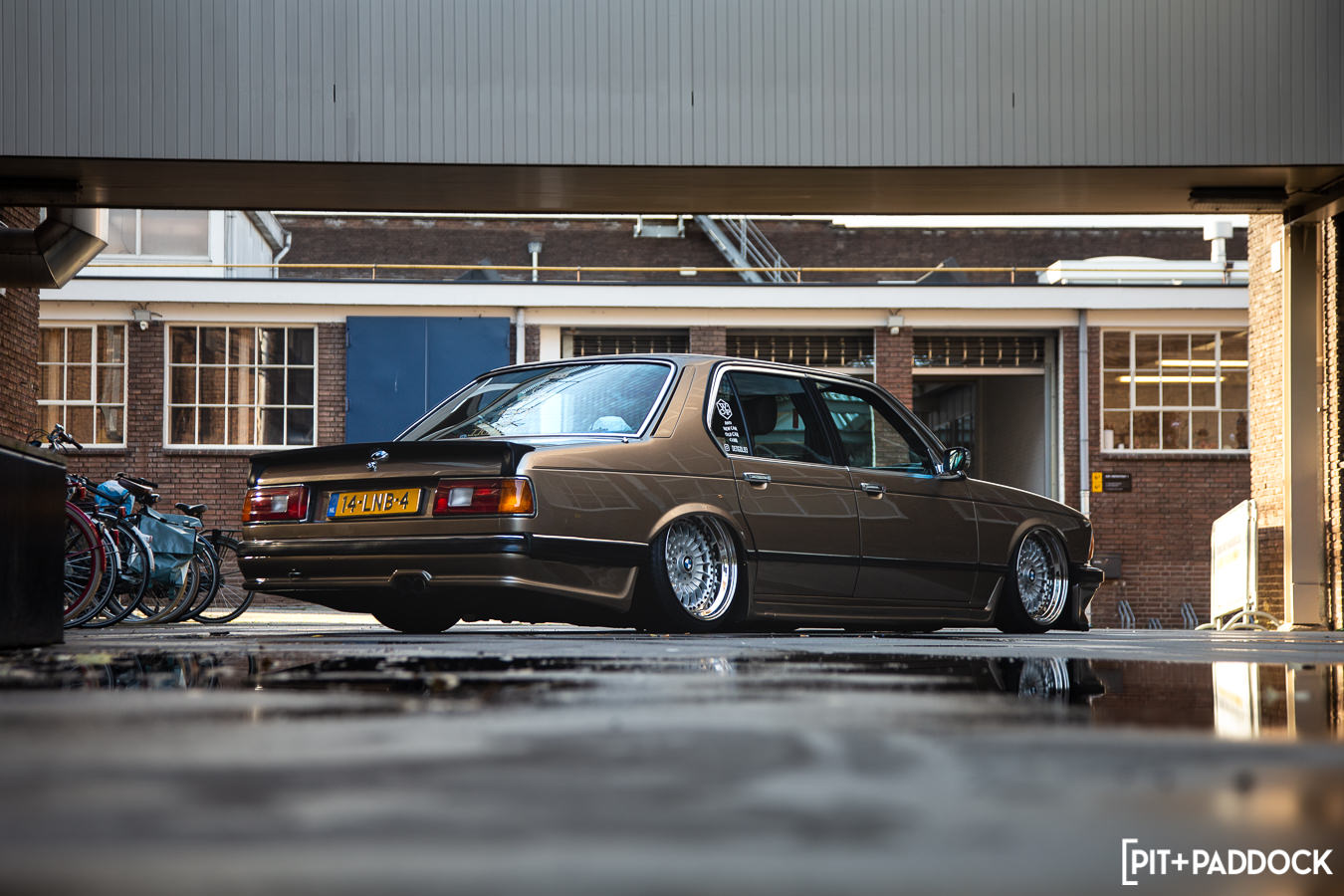 1982 BMW 735i by Denis Goleszny