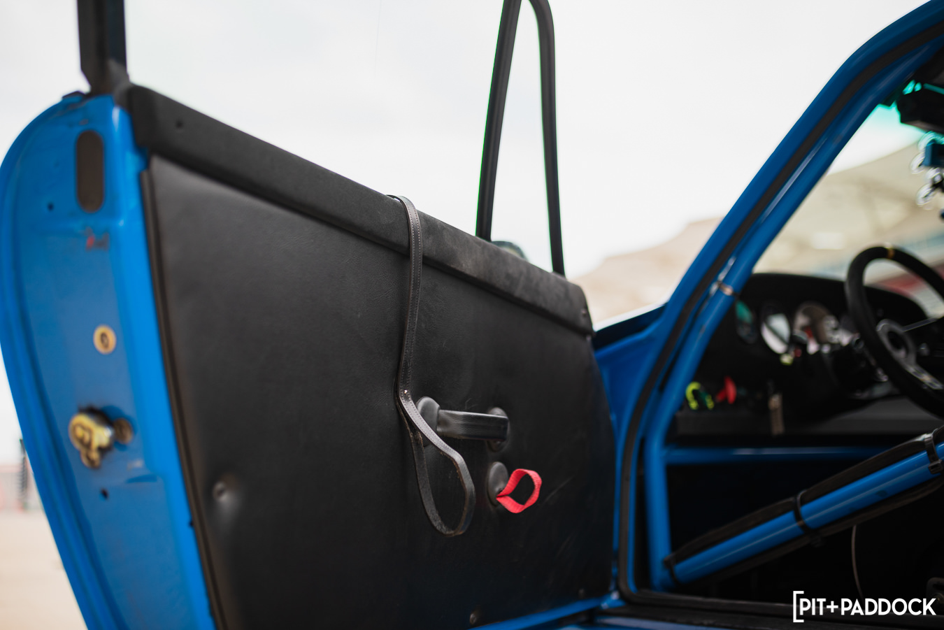 Porsche 993 by Rothsport Racing for Tim Strehl