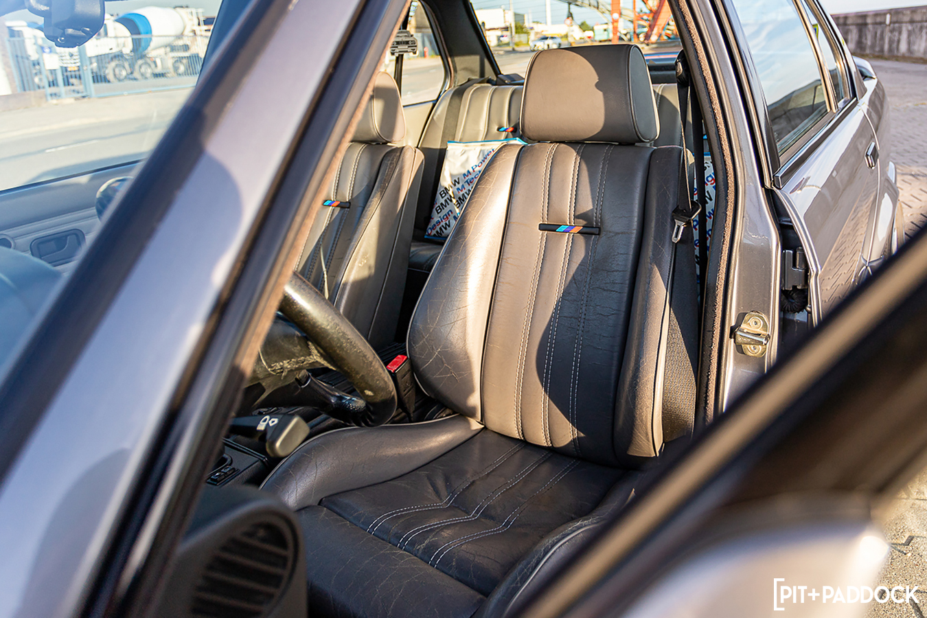 BMW 325i E30 Restomod by Pim Vinke