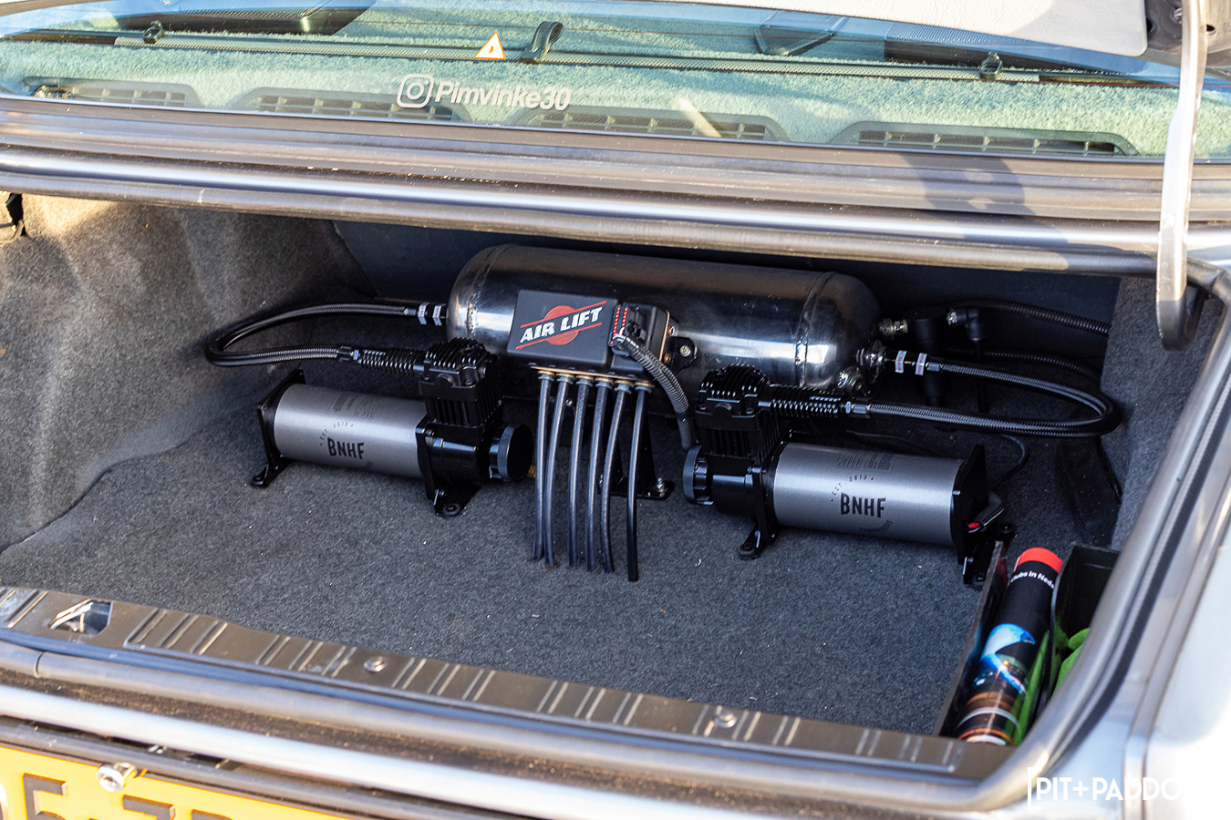 BMW 325i E30 Restomod by Pim Vinke