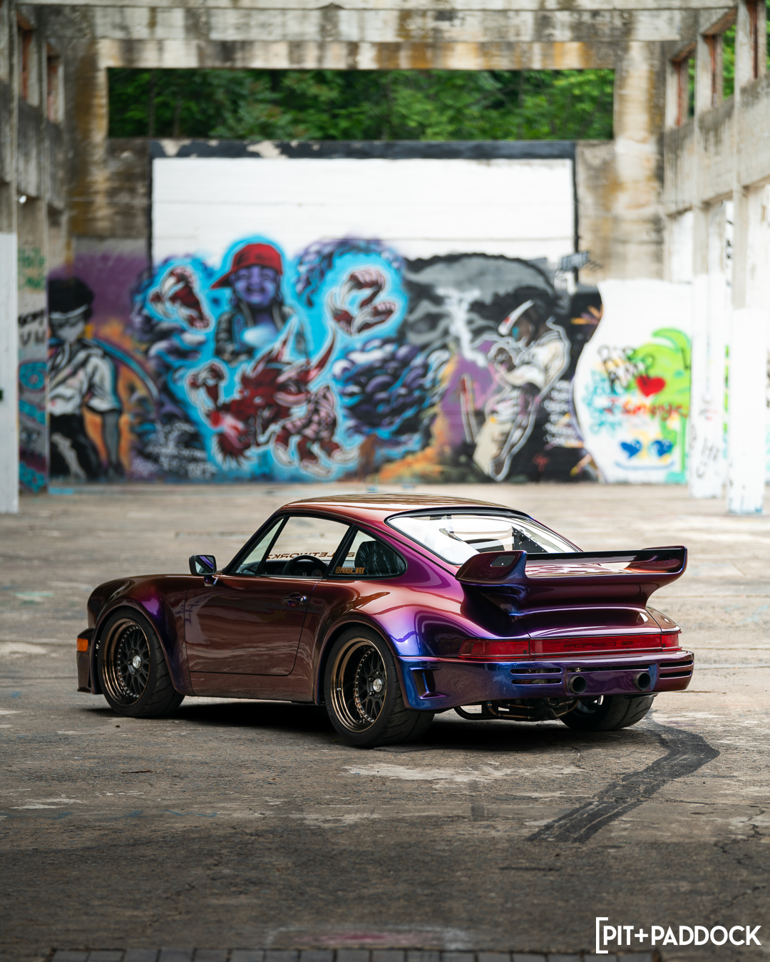 1976 Porsche 911 by Austin Barnett