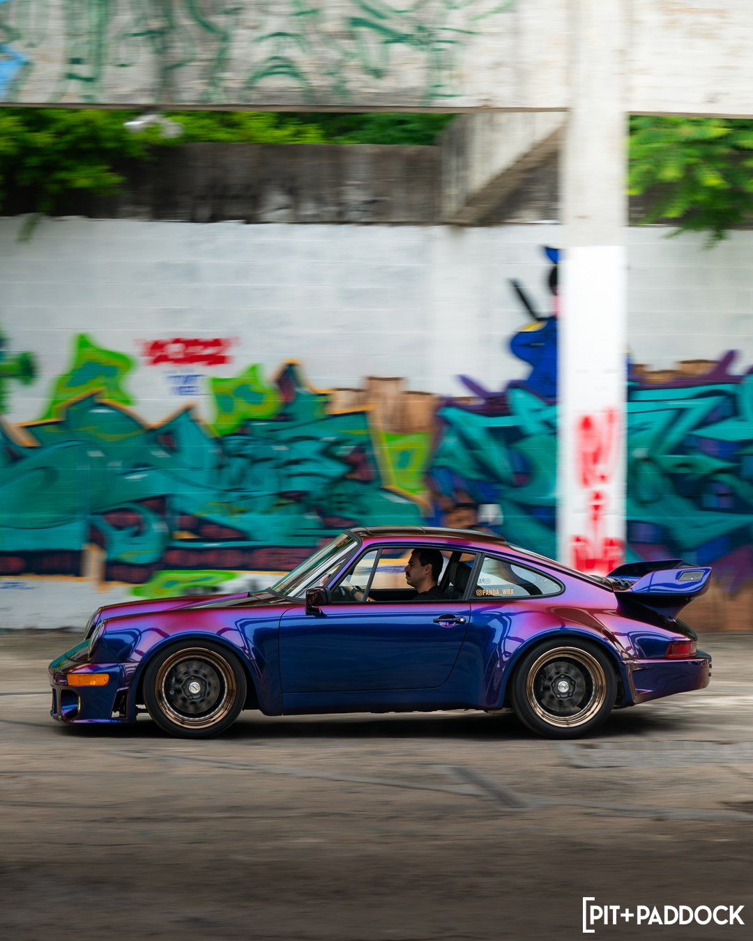 1976 Porsche 911 by Austin Barnett