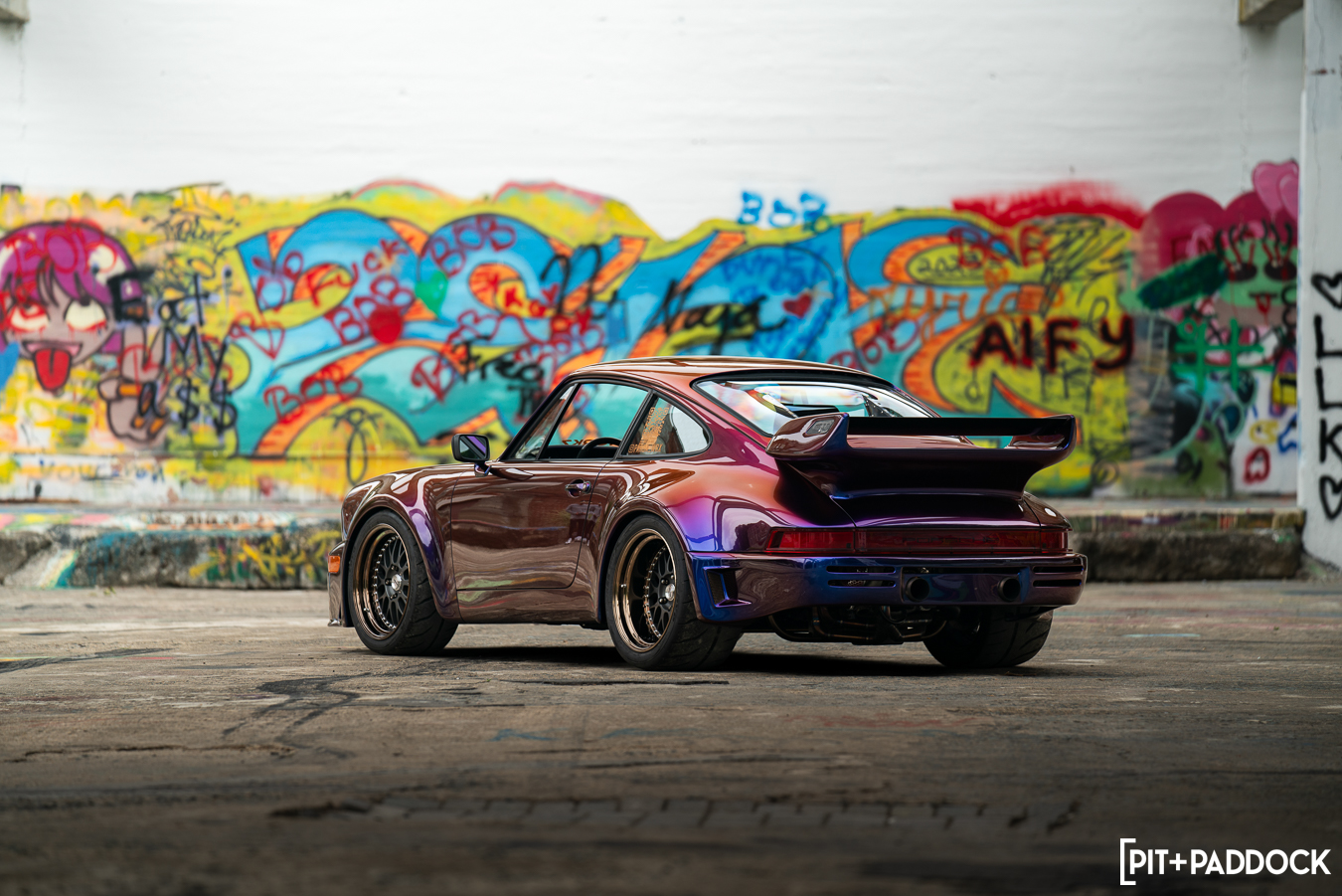 1976 Porsche 911 by Austin Barnett