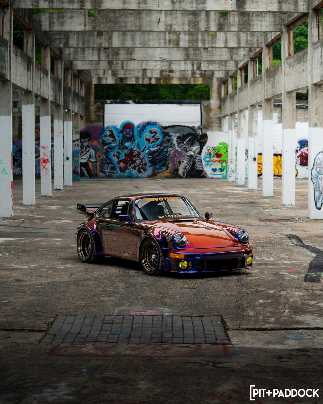 1976 Porsche 911 by Austin Barnett